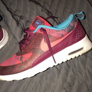 Nike N7 Air Max Theta